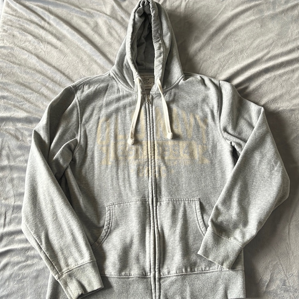 Gray vintage Old Navy hoodie